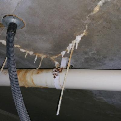 W 1. Concrete Ceiling Break Leak